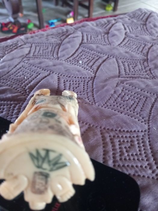 Peças de marfim antigos