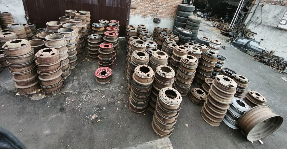 Диск колісний Газель Газ ПАЗ Зіл КамАЗ МАЗ КрАЗ Урал Татра Мерседес