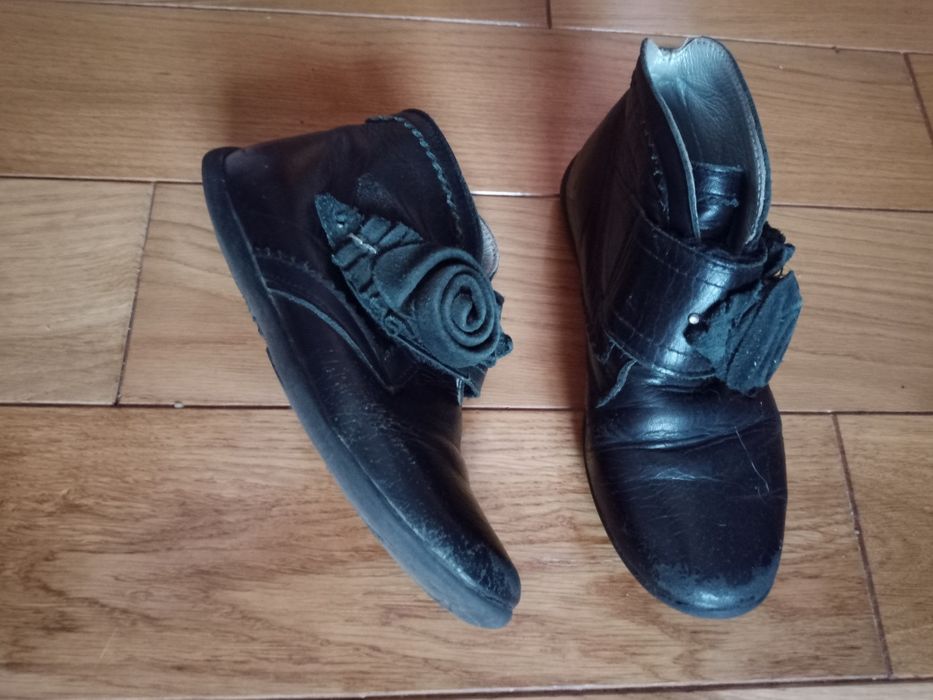 Взуття 28 розміру
