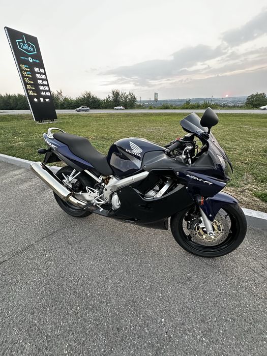 Сбр600ф4 cbr600f4i