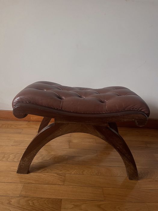 Cadeira de Baloiço Vintage em Pele Castanha com Banco de Apoio