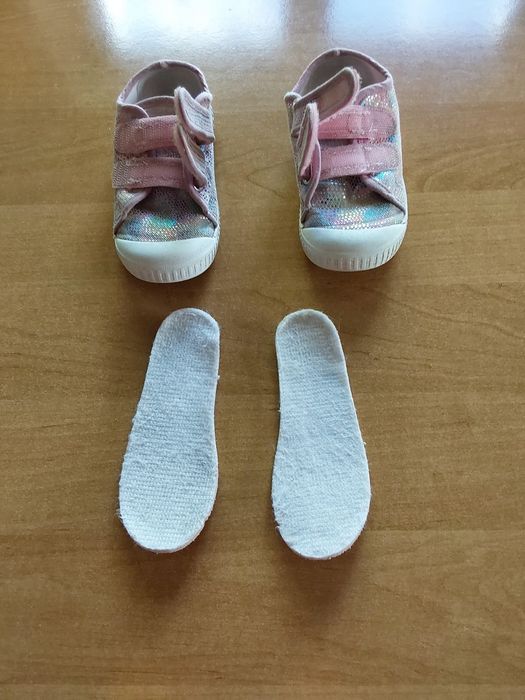 Trampki/ pantofle hiszpańskiej marki Zapy 25 wkładka 15 cm