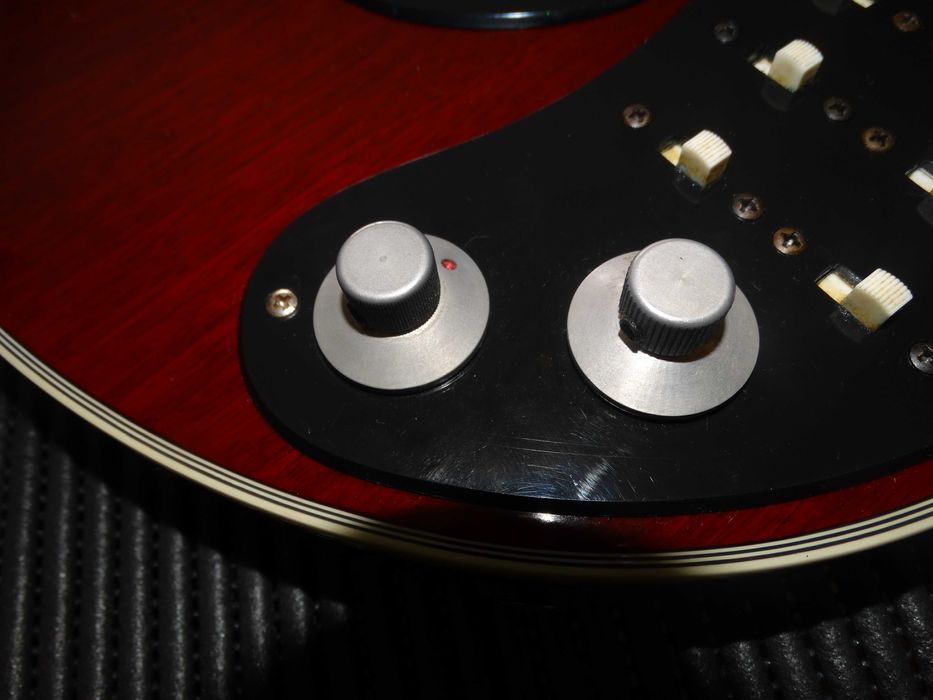 Guitarra Brian May Red Special Queen