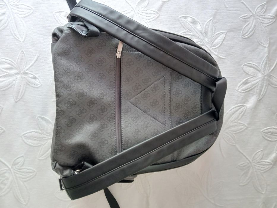 Mochila Guess original nova