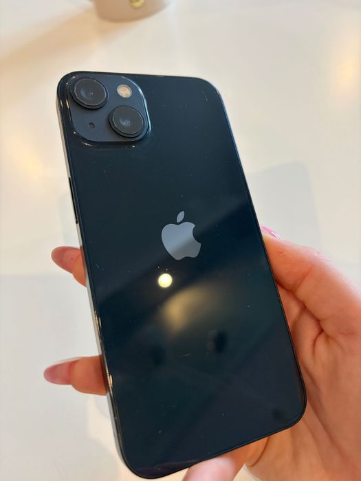 Telefon iPhone 13