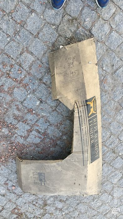 Guarda lamas BMW e34 esquerdo 1991