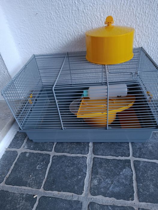 Gaiola para hamster nova com pouco uso