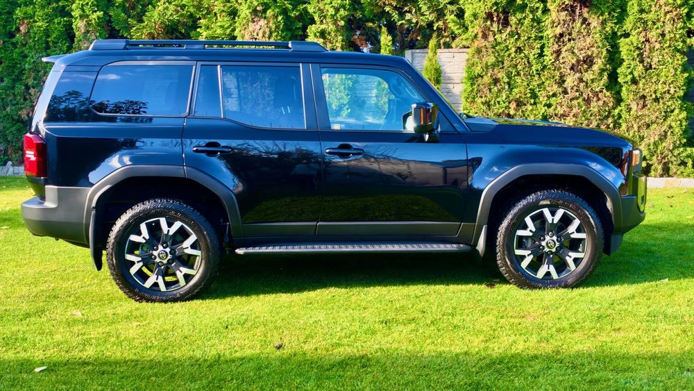 Toyota Land Cruiser Land Cruiser J250 bogate wyposażenie, bezwypadkowy, zadbany, skóry