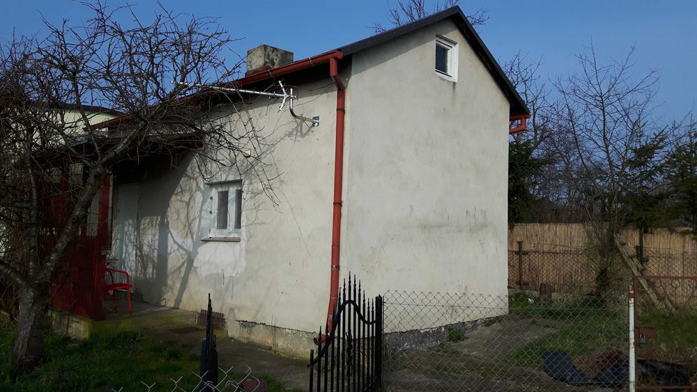Działka z domkiem ROD gmina Kołobrzeg  Ogródki działkowe