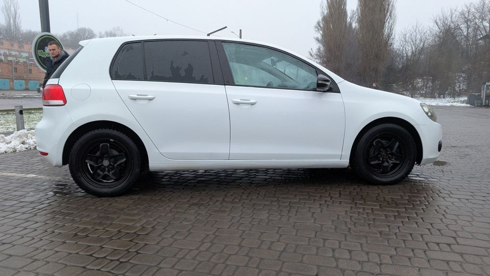 Продам  Фольксваген гольф 6, Volkswagen Golf 6 1.6 mpi