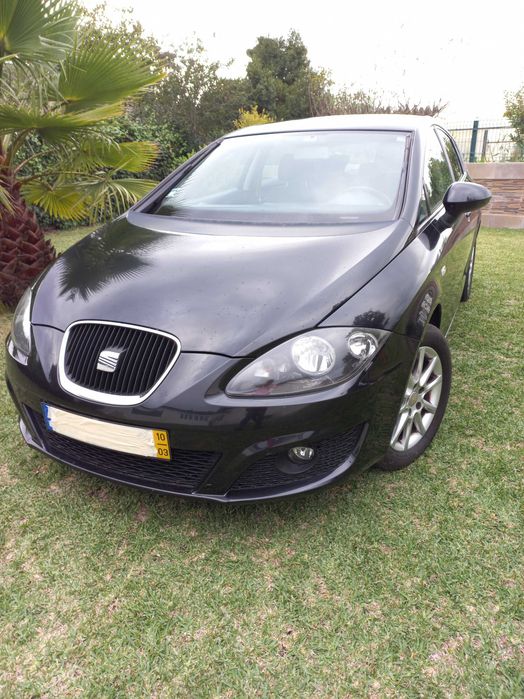Seat Leon 1.6 TDI 2010 — photo 2