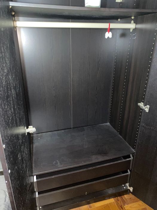 Armário/Roupeiro Preto