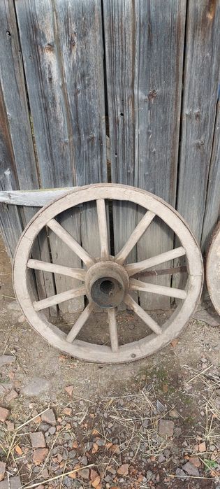 Koła drewniane od wozów konnych 6 sztuk
