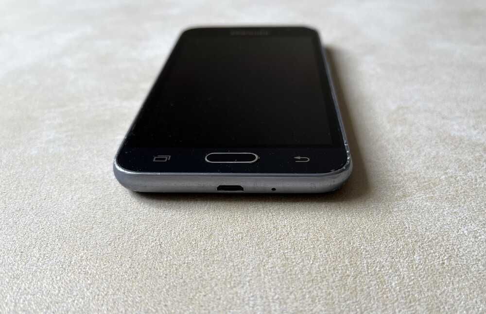 Мобільний телефон samsung galaxy j1 2016 duos смартфон робочий