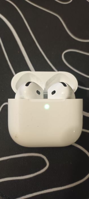 Apple AirPods 4 Geração
