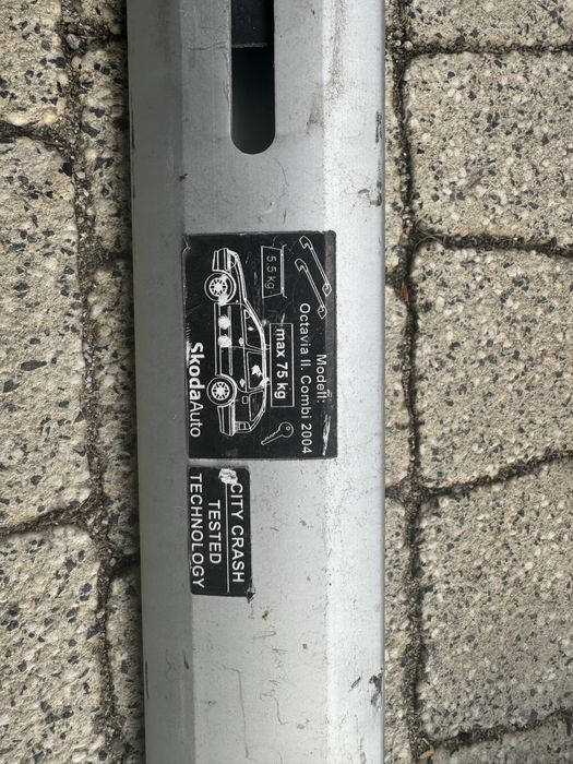 Bagażnik dachowy Thule Soda Octavia Combi