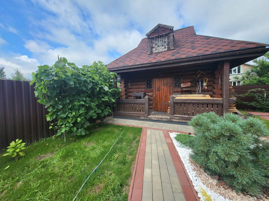 Продам будинок з банькою, доглянута ділянка!