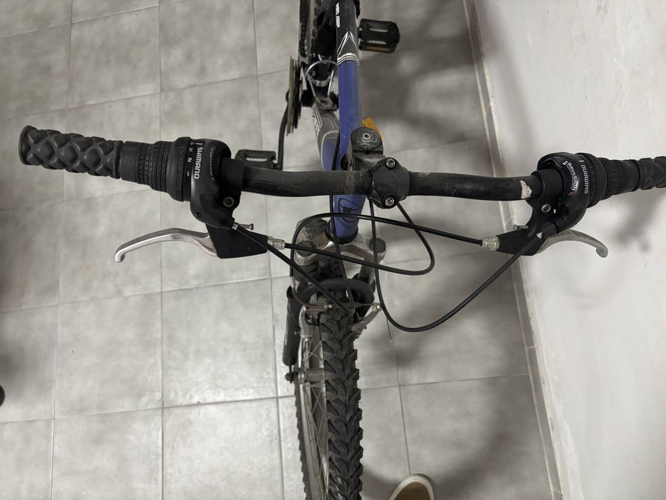 Bicicleta Adulto Team com capacete
