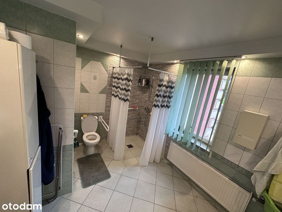 Dom | 260 m² | 2 garaże | Działka ok. 800 m² | Ostrowiec Świętokrzyski