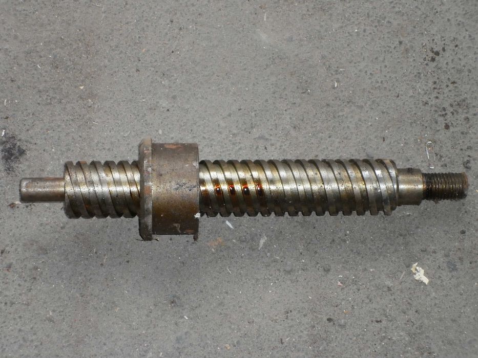 Гвинт  для  преса