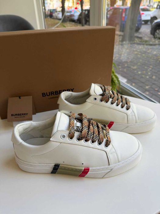 Burberry кросівки, кеди, оригінал