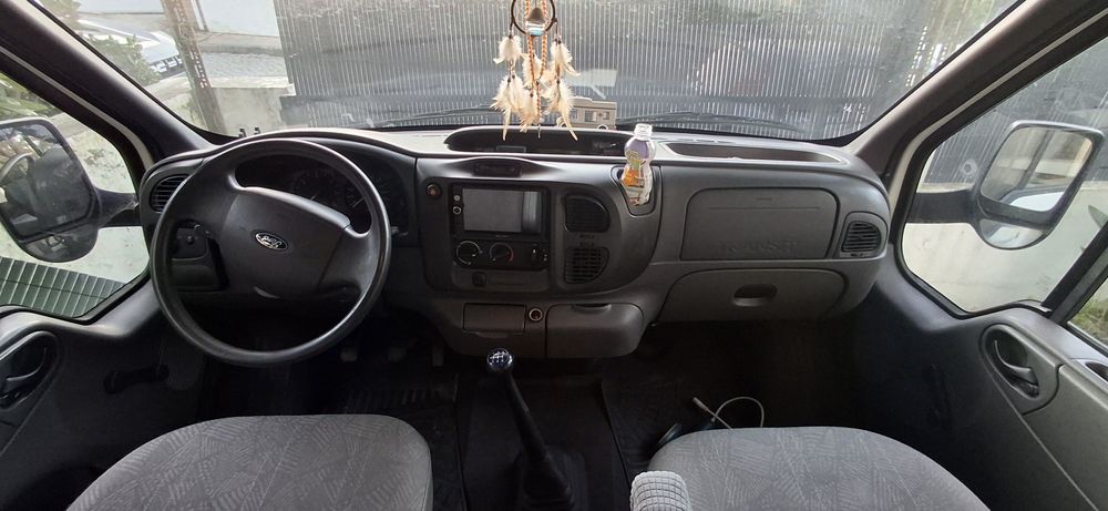 Autocaravana Rimor Transit 2.0 l // 115 ch // 6 pessoas