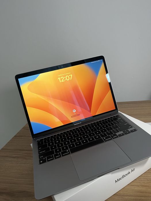 MacBook Air 13 M1 256 gb 2020
