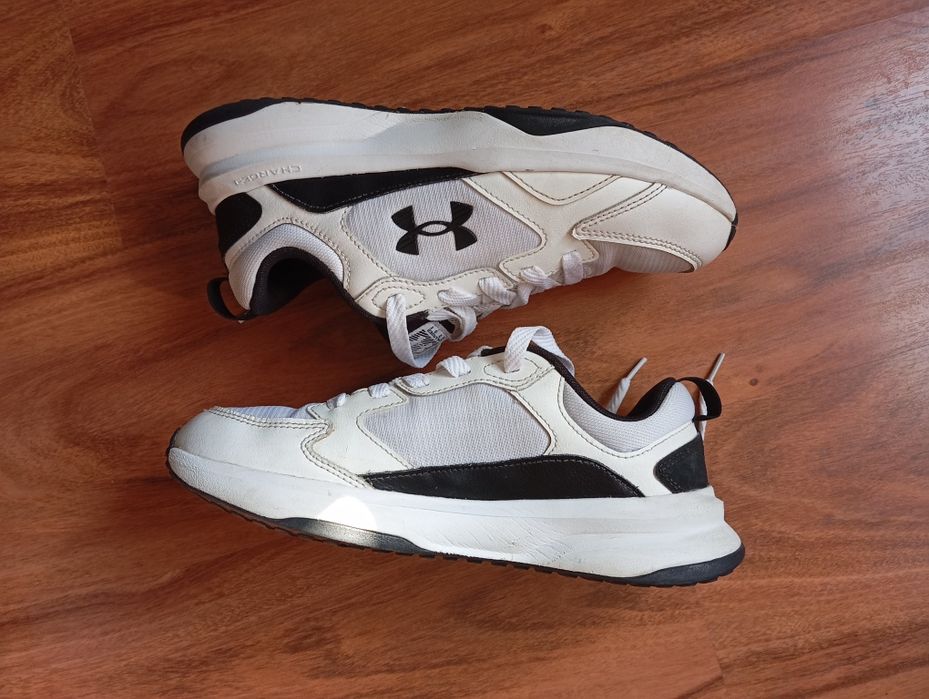Кросівки UNDER ARMOUR устілка 25,5см р.40,5