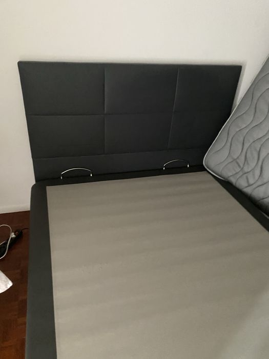 Cama casal com cabeceira