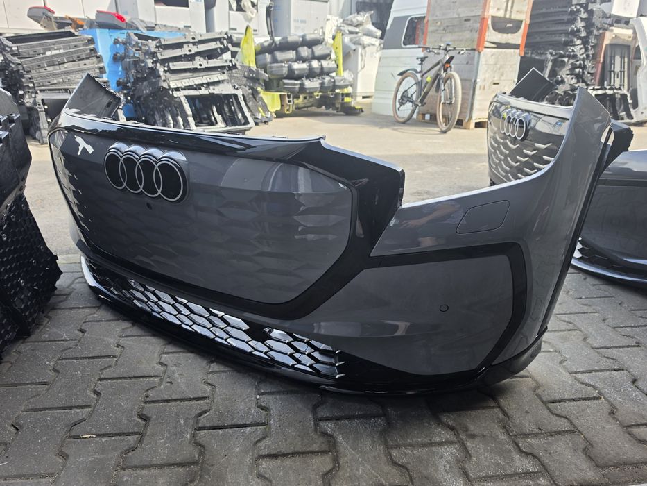 Бампер на q4 etron най нища ціна(в різних кольорах ОРИГІНАЛ НОВІ