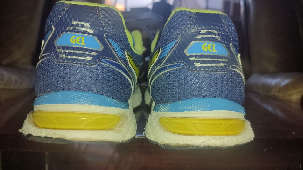 Кросівки ASICS Gel-Chart