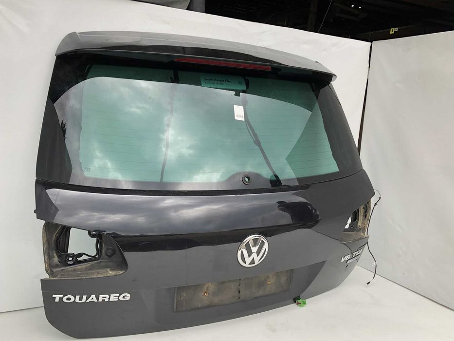 Кришка багажника двері Volkswagen 7P 7P6827159 Фольцваген Туарег НФ Таурег Touareg  NF ляда 2T / C9X  Чорний перламутр багажник