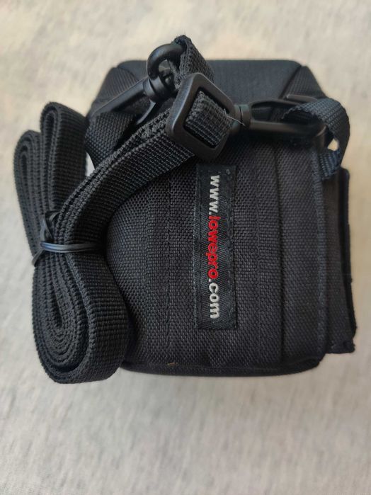 Lowepro futerał Altus 20 Black czarny etui na aparat pokrowiec torba