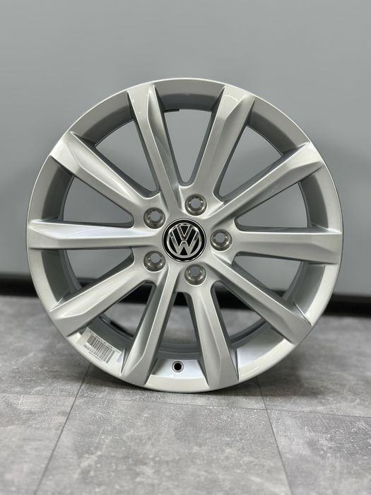 Нові оригінальні диски Volkswagen Passat B8 Helsinki 5x112 R17