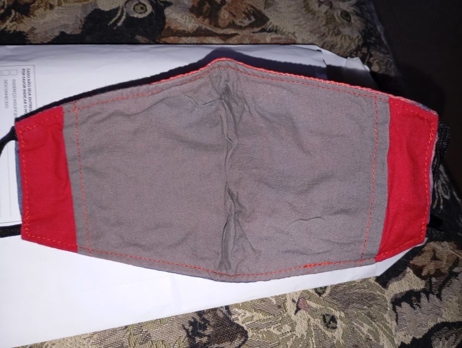 Máscara em tecido Benfica