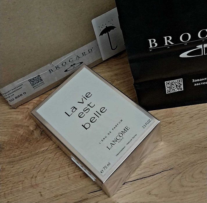 Женские духи Lancome La Vie est Belle