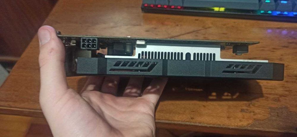 Видеокарта Asus GeForce GTX 750 Ti 2048MB