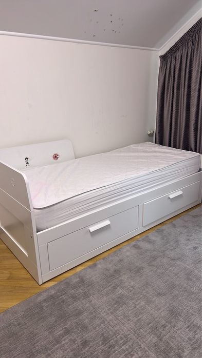 Ліжко з матрасом