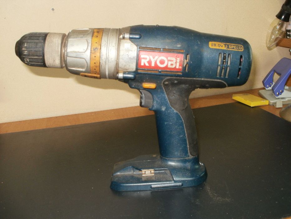 korpus wiertarki sprawny udarowy