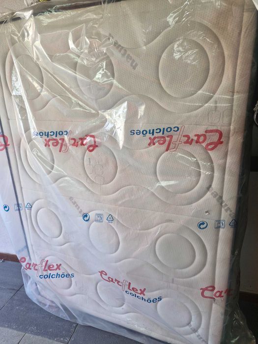 Colchão de casal para desocupar