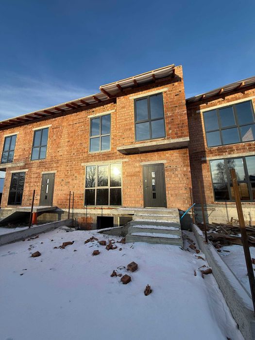 Таунхаус з підвалом! Продаж БЕЗ КОМІСІЇ в Рудно по вулиці Вербицького!