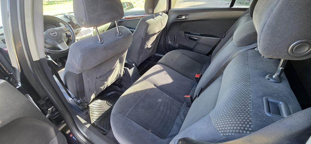 Opel Astra H 1.6 LPG 2006r