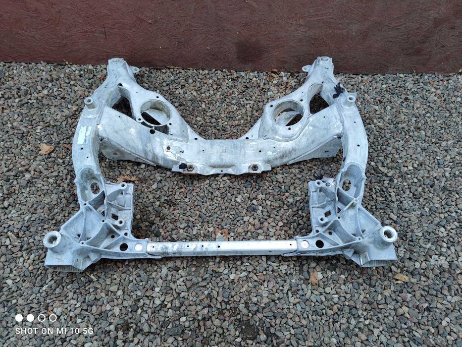 BMW F10 / F07 / F01 / F12 ORYGINALNE SANKI PRZÓD / Belka przedniego zawieszenia EUROPA POD tył napęd o nr. 6 796 693 OEM sprawne w 100%