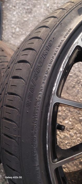 4 X Jantes BMW 216d f44 com pneus novos 225/35ZR19