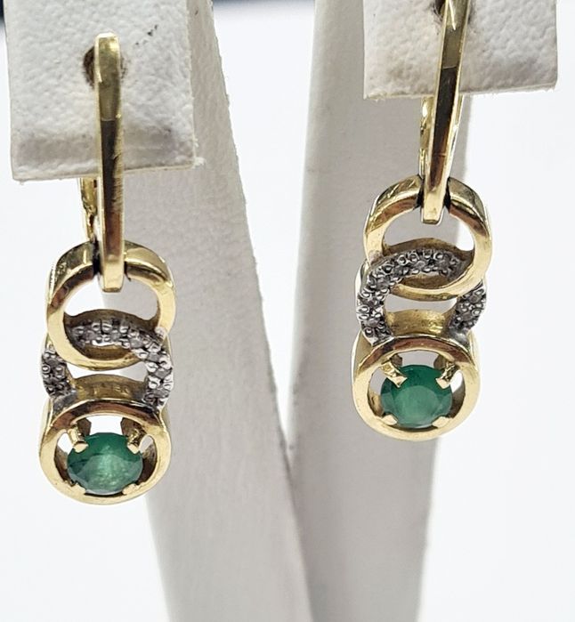 Продам золотые изделия с бриллиантами