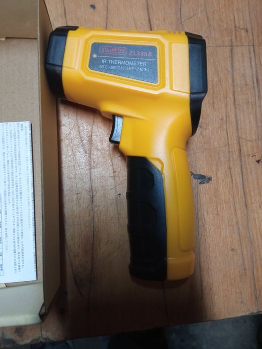 Пірометр zl380a.