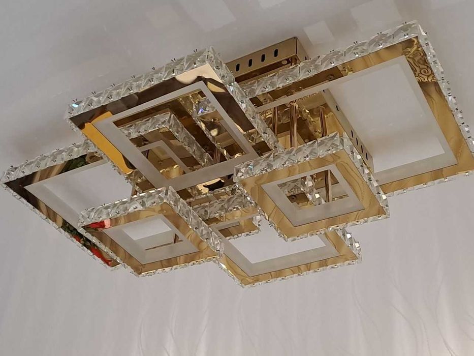 LED люстра с пультом ДУ