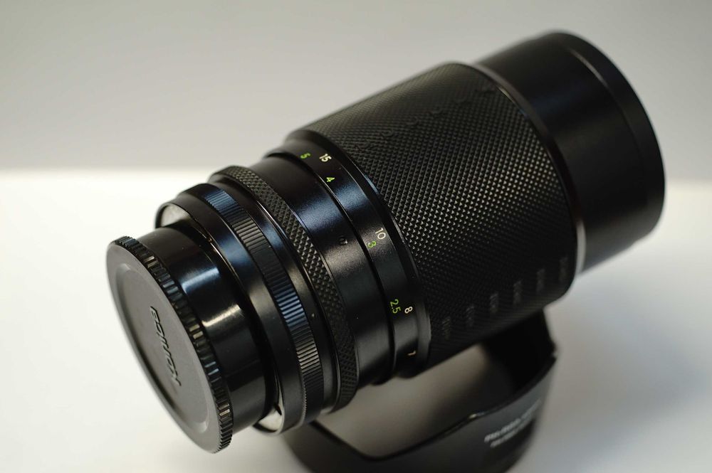 Sigma 135 2,8 multicoating Pantel mocowanie Konica AR