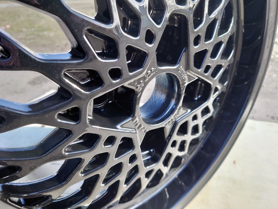 R15, 4x108, Eta Beta Lucy 4C 7J x 15H2 ET42