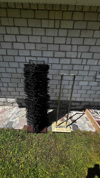 стійки для вішаків в магазин одягу, секонд-хенд, для дому